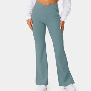 Crossover Pocket Split Hem Full Length Flare Leggings (new with tags)